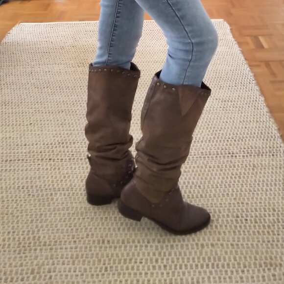 Tall Western Slouchy Leather Boots Sz 7.5  Studded Brown - Picture 2 of 14